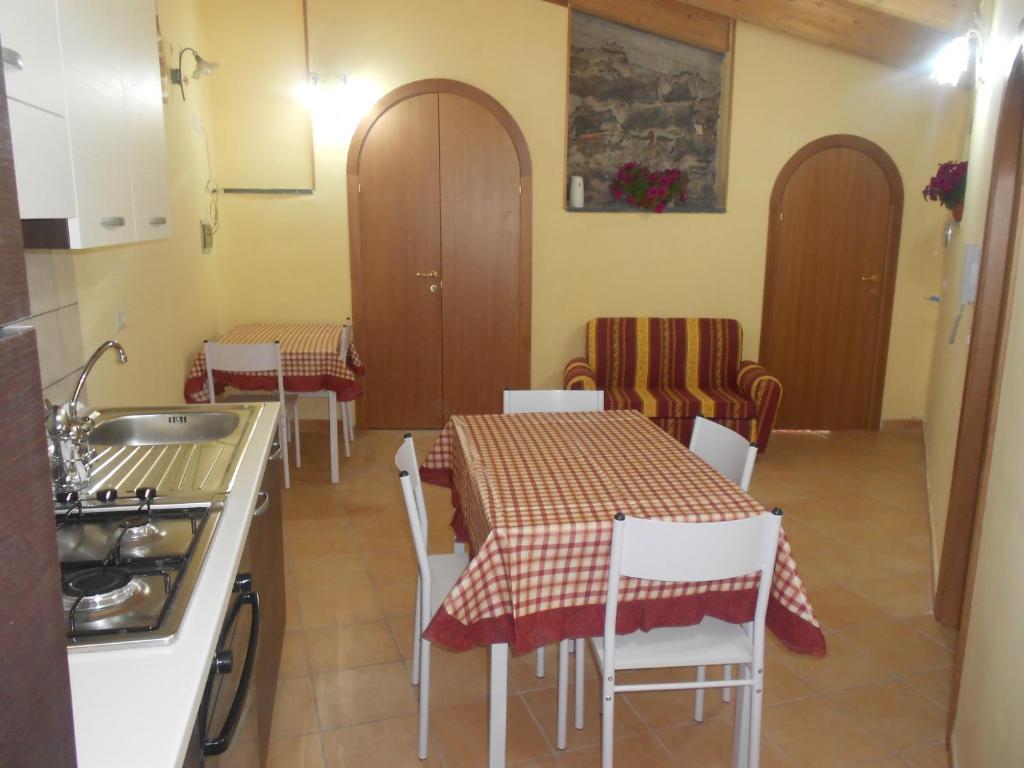 לינגואגלוסה B&B Da Rosa מראה חיצוני תמונה